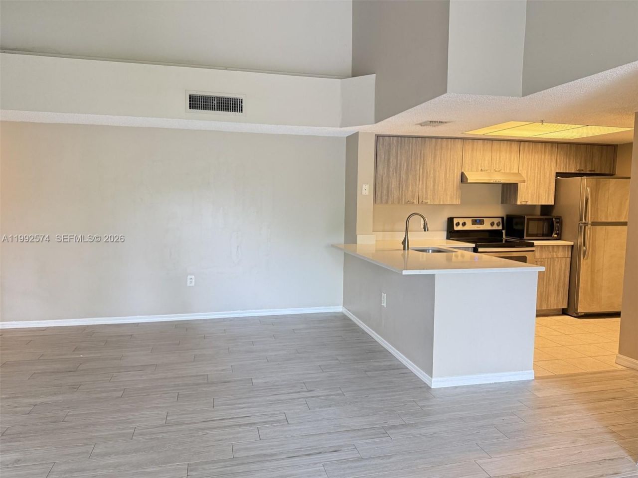 5015 Wiles Rd , Unit 207, Coconut Creek, FL 33073 Photo