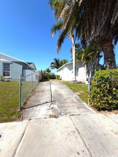 13041 SW 260th Ter, Homestead, FL 33032 Photo
