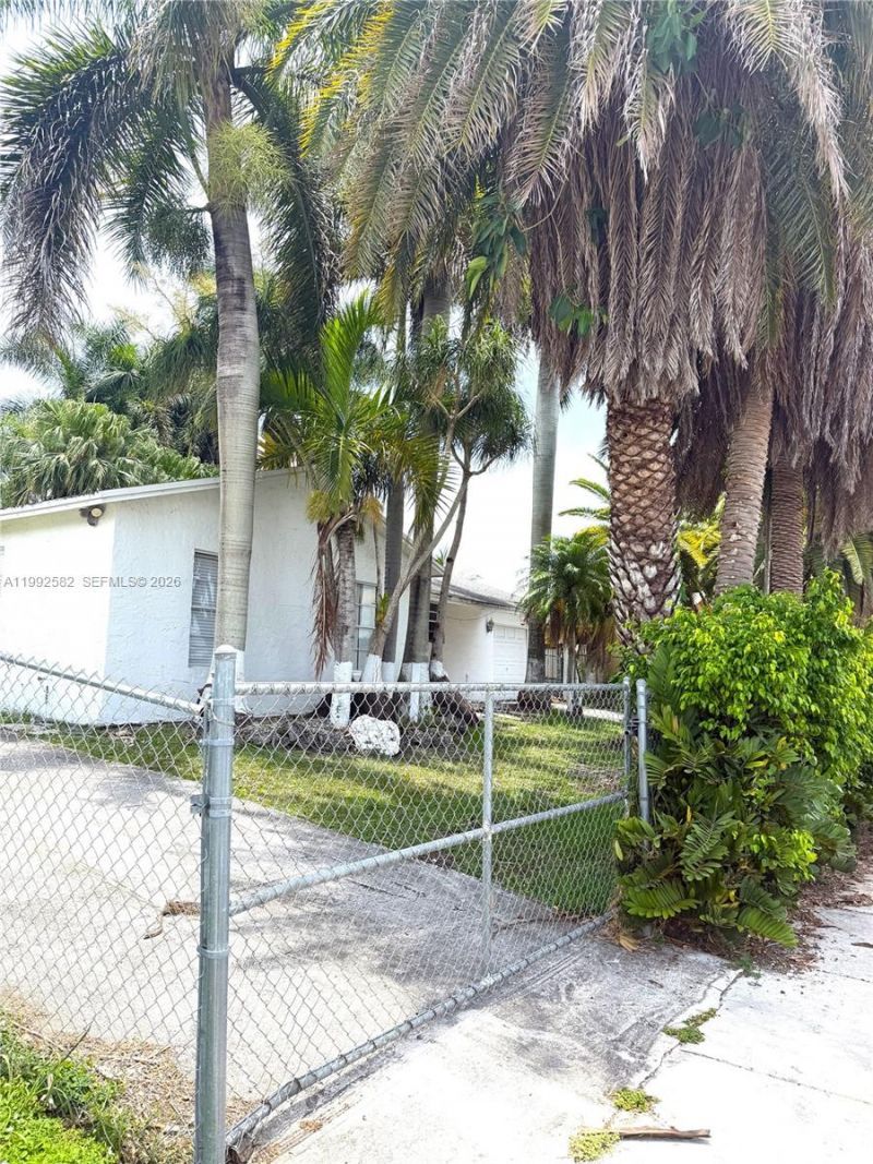 13041 SW 260th Ter, Homestead, FL 33032 Photo