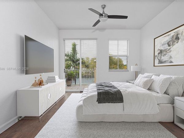 10012 NW 7th St, Unit 214, Miami, FL 33172