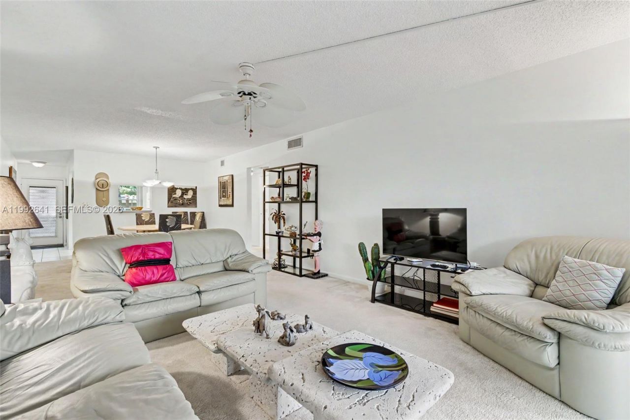 2304 Lucaya Ln , Unit G1, Coconut Creek, FL 33066 Photo