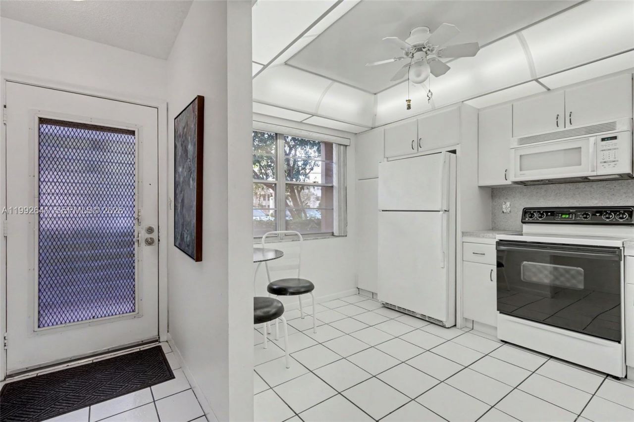 2304 Lucaya Ln , Unit G1, Coconut Creek, FL 33066 Photo