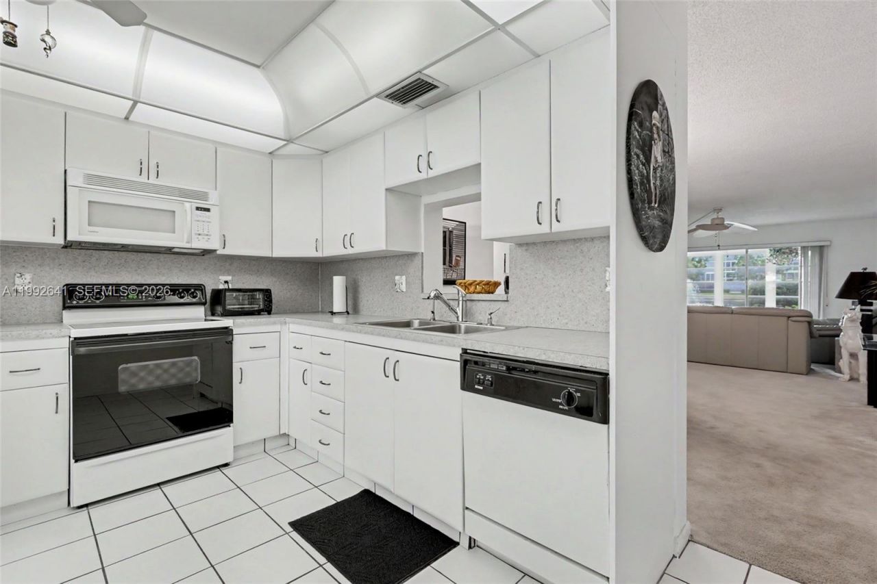 2304 Lucaya Ln , Unit G1, Coconut Creek, FL 33066 Photo