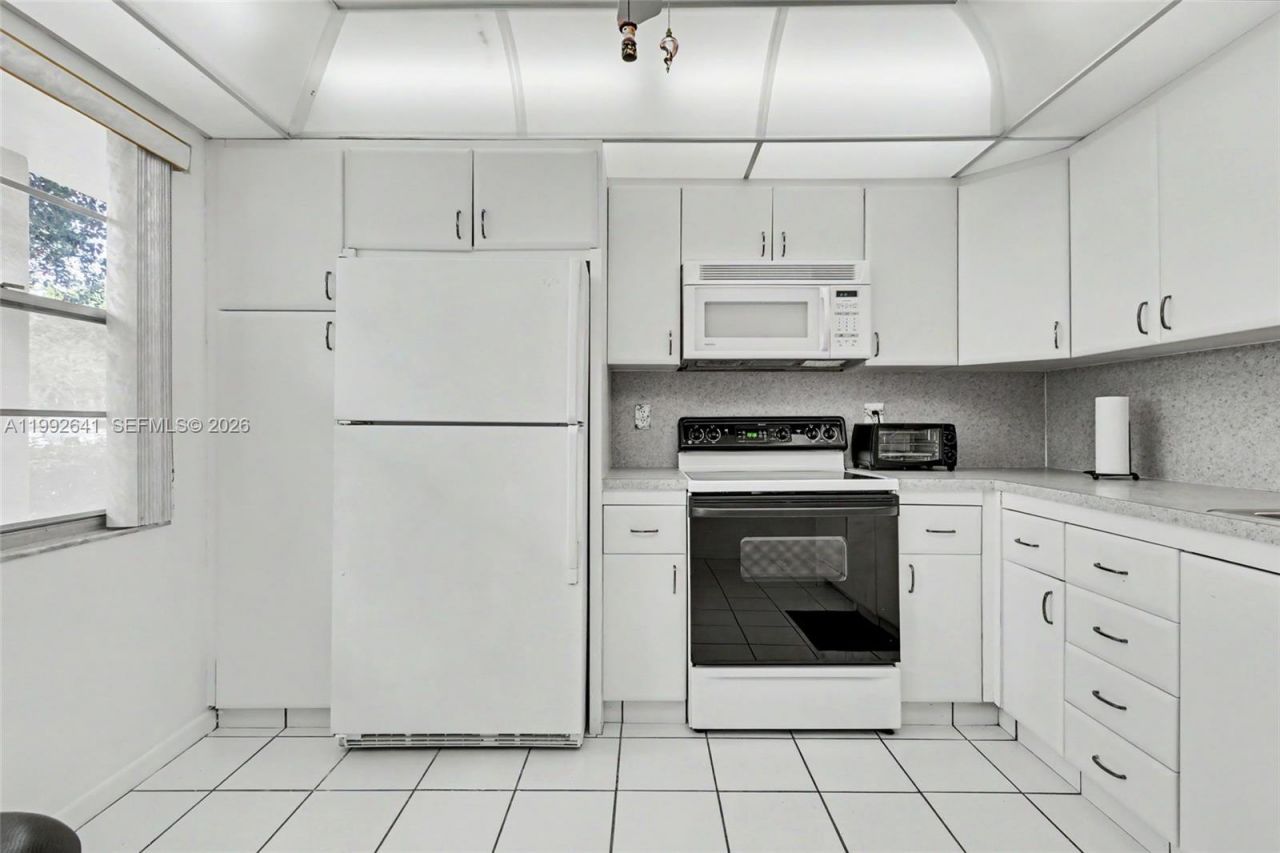 2304 Lucaya Ln , Unit G1, Coconut Creek, FL 33066 Photo