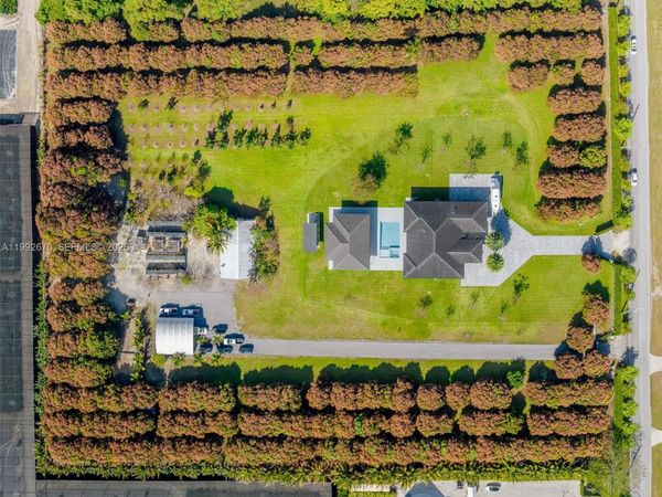 17950 SW 192nd St , Miami, FL 33187