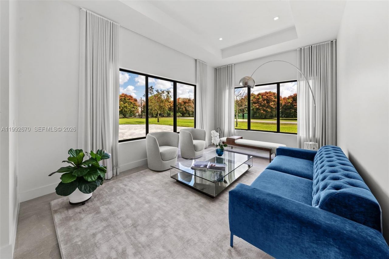 17950 SW 192nd St , Miami, FL 33187 Photo