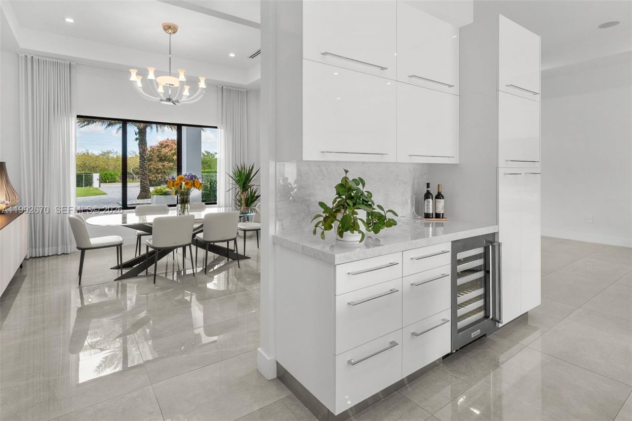 17950 SW 192nd St , Miami, FL 33187 Photo