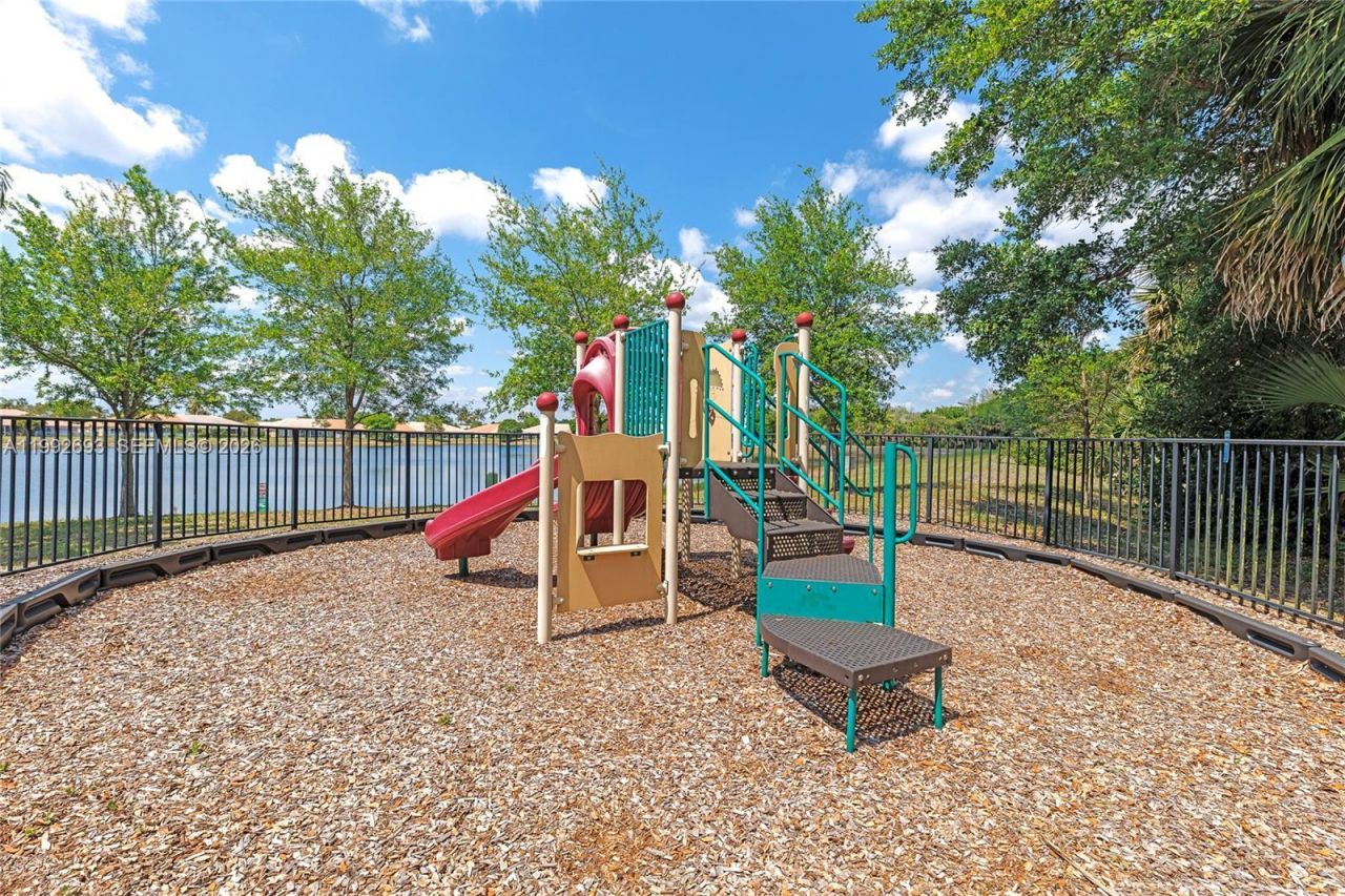 2131 Foxtail View Ct, Unit 2131, West Palm Beach, FL 33411 Photo