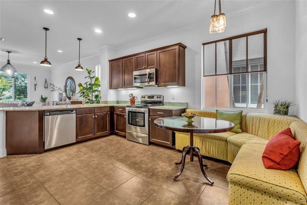 2131 Foxtail View Ct, Unit 2131, West Palm Beach, FL 33411 Photo