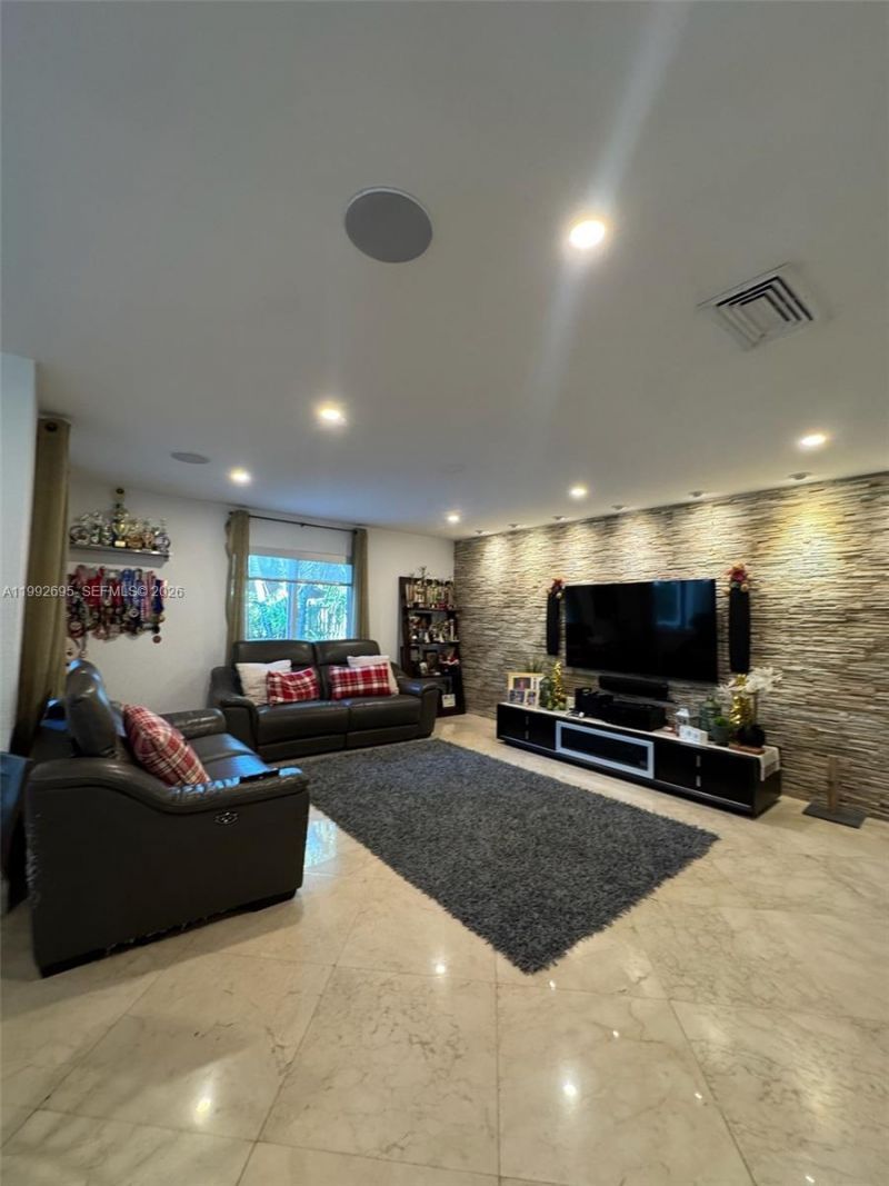 10973 NW 53rd Ln, Doral, FL 33178 Photo