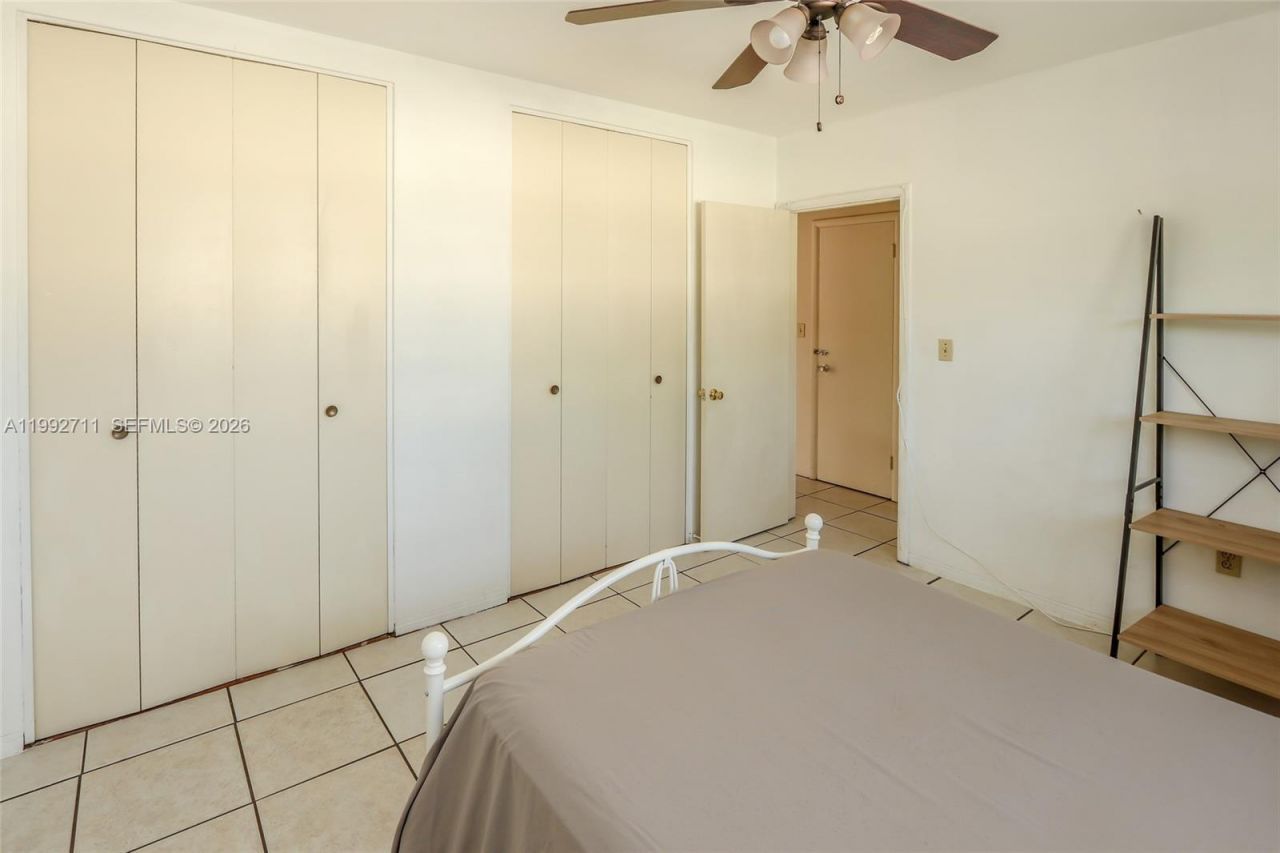 1250 S Alhambra Cir, Unit 12A, Coral Gables, FL 33146 Photo