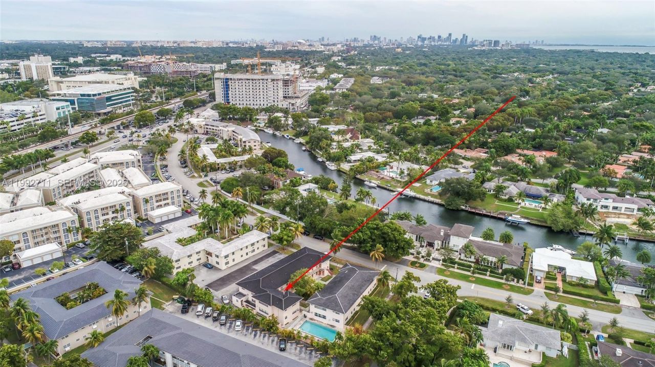 1250 S Alhambra Cir , Unit 12A, Coral Gables, FL 33146 Photo