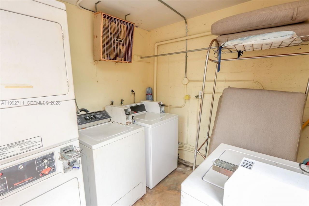 1250 S Alhambra Cir , Unit 12A, Coral Gables, FL 33146 Photo