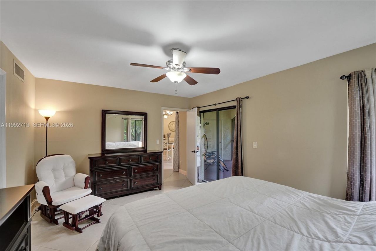 8119 NW 17th Mnr , Unit 8119, Plantation, FL 33322 Photo