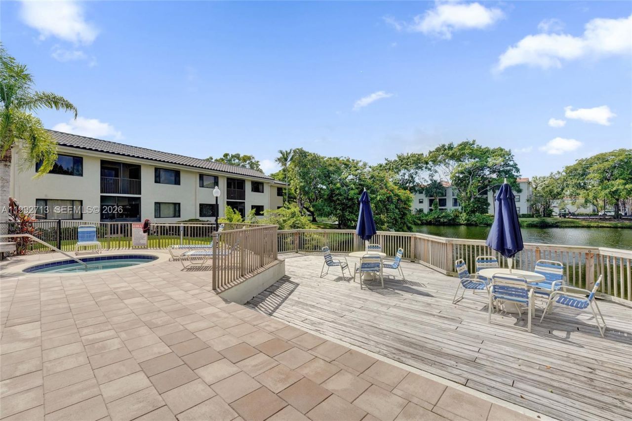 8119 NW 17th Mnr , Unit 8119, Plantation, FL 33322 Photo