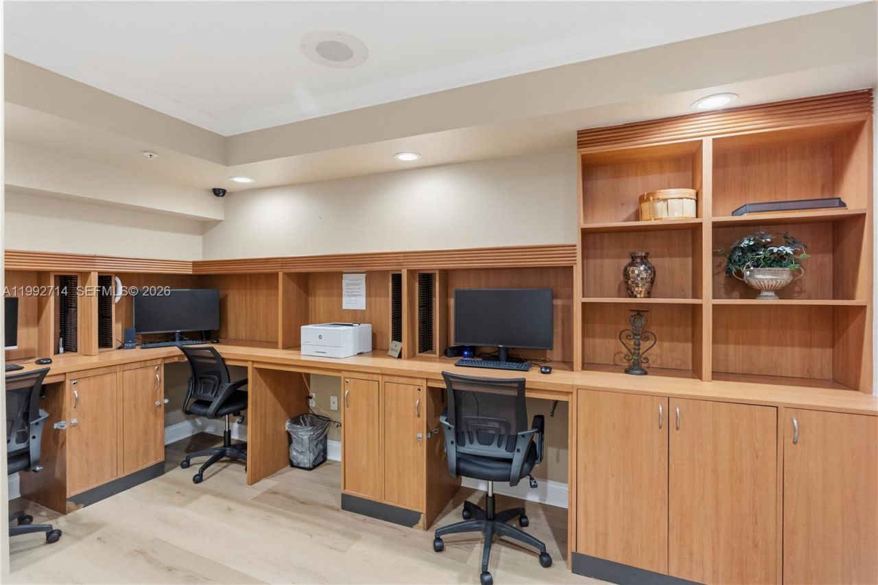 17100 N Bay Rd , Unit 1301, Sunny Isles Beach, FL 33160 Photo