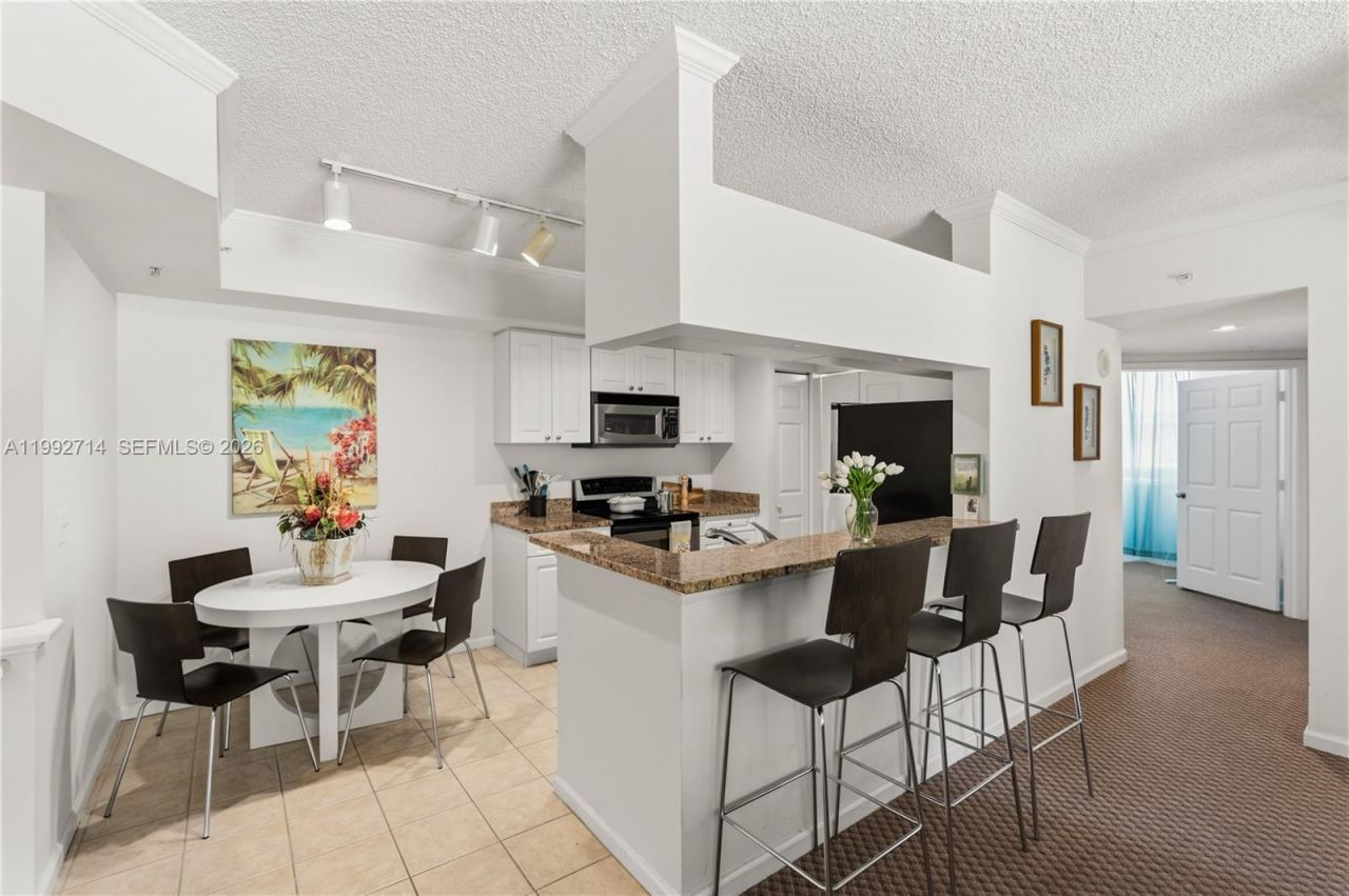 17100 N Bay Rd , Unit 1301, Sunny Isles Beach, FL 33160 Photo