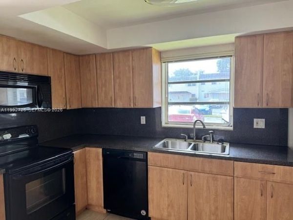 7350 SW 82nd St , Unit C125, Miami, FL 33143