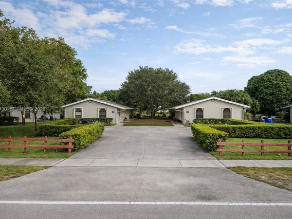 5645 Taft St , Hollywood, FL 33021