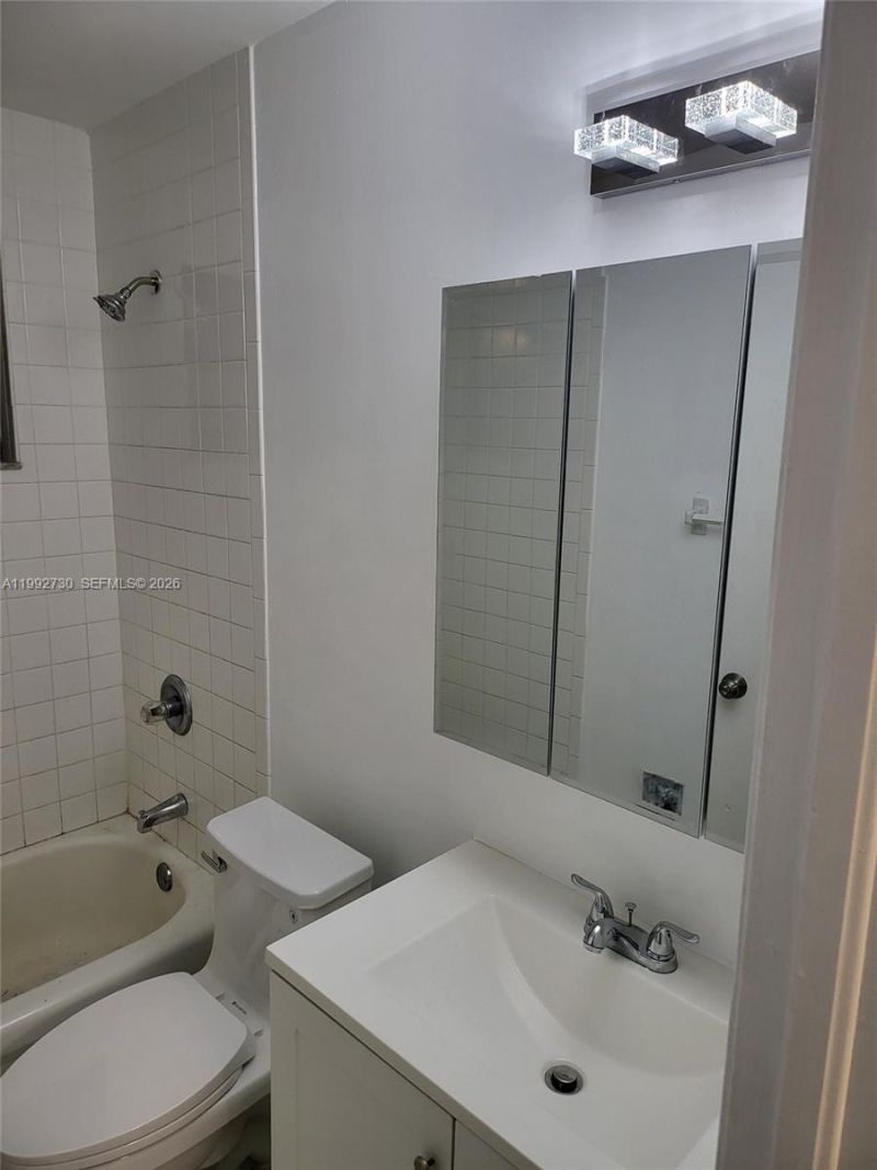 5645 Taft St, Hollywood, FL 33021 Photo