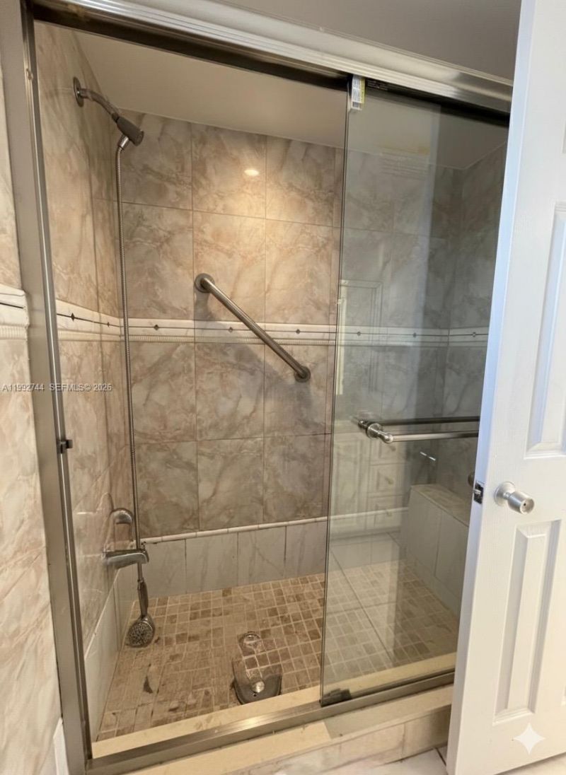 19051 NE 2nd Ave, Unit 1503, Miami, FL 33179 Photo