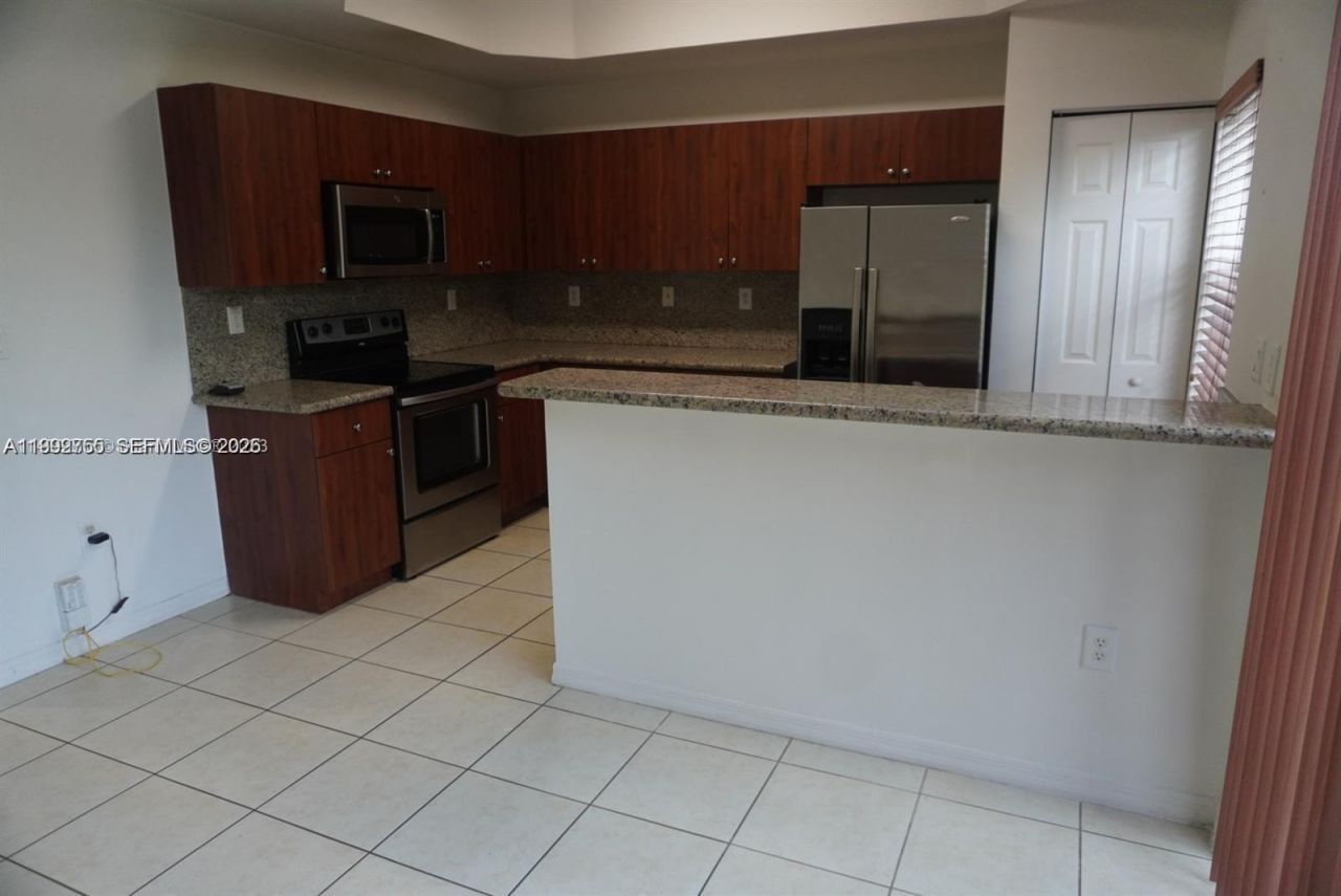 1083 SW 160 Ave , Unit 1206, Pembroke Pines, FL 33027 Photo