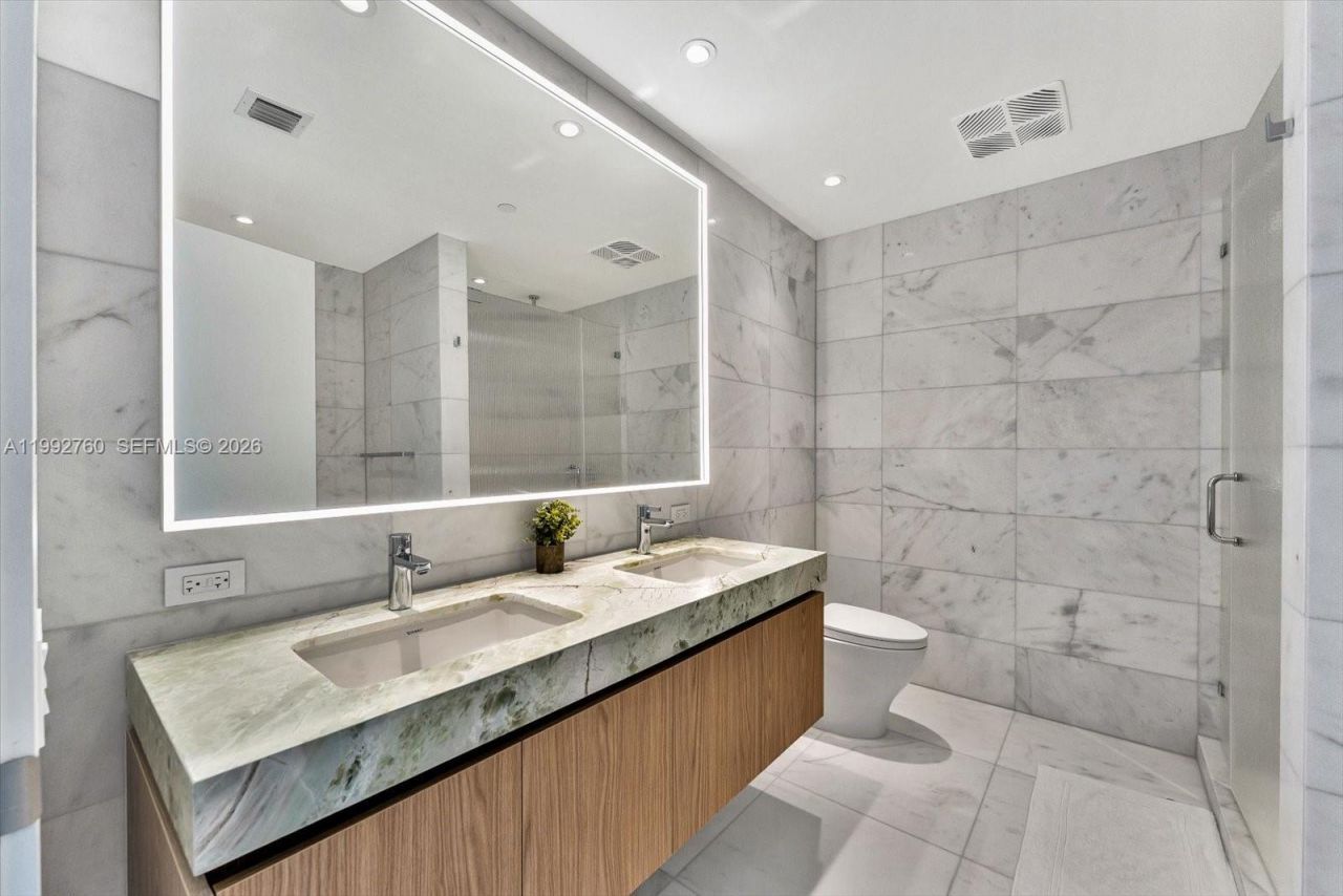 500 Alton Rd, Unit 2205, Miami Beach, FL 33139 Photo