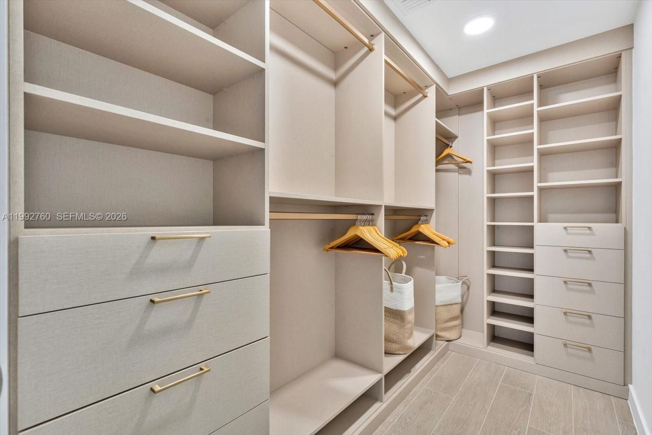 500 Alton Rd, Unit 2205, Miami Beach, FL 33139 Photo