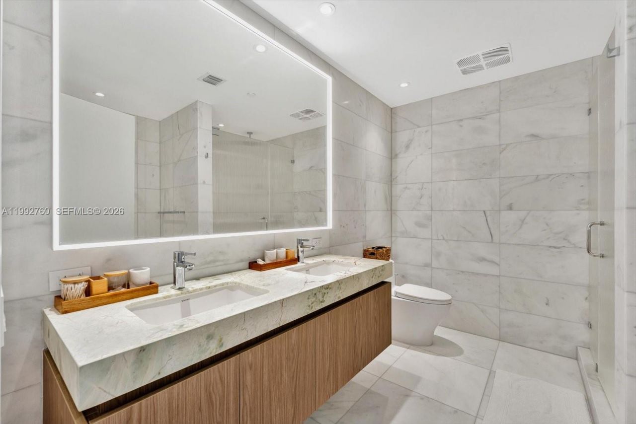 500 Alton Rd, Unit 2205, Miami Beach, FL 33139 Photo