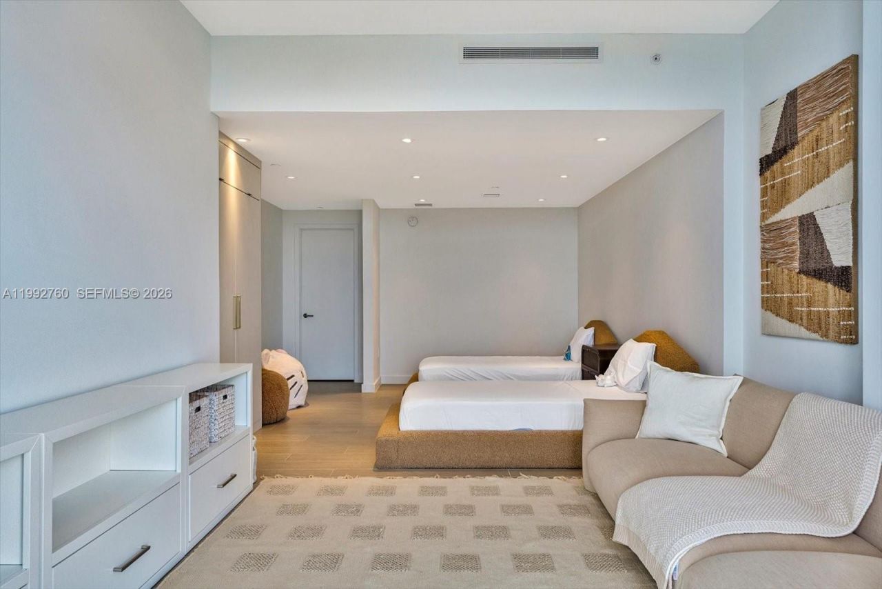 500 Alton Rd, Unit 2205, Miami Beach, FL 33139 Photo