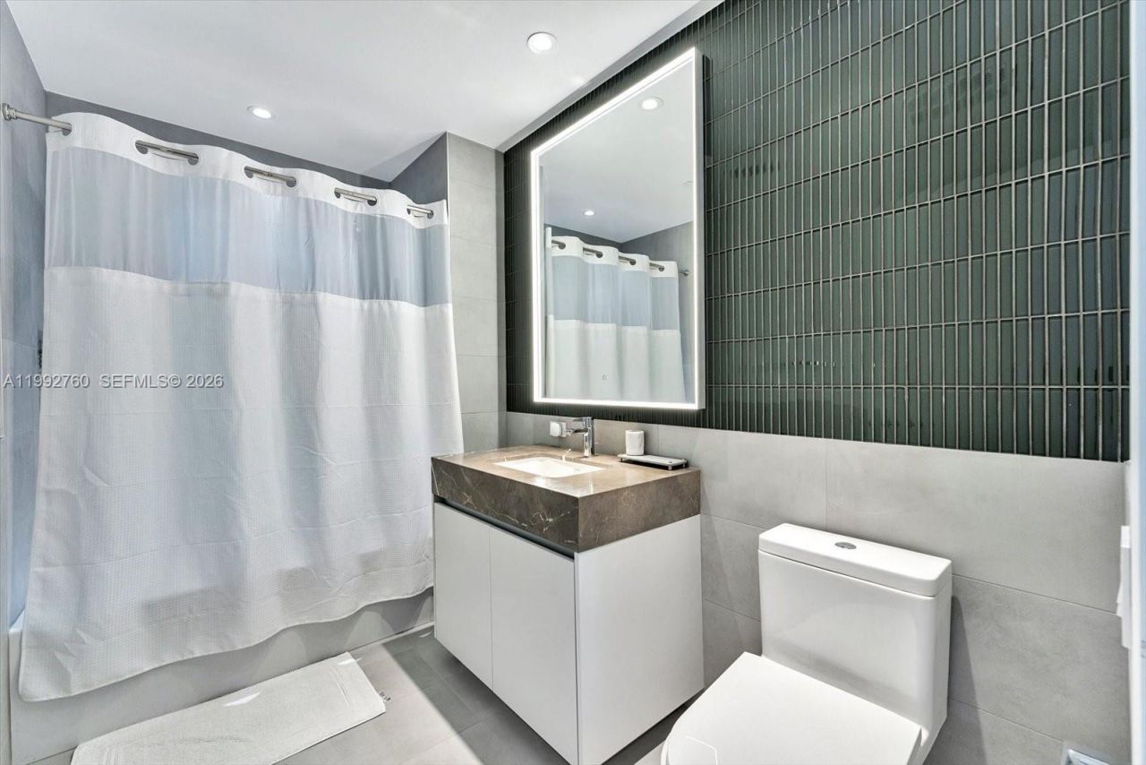 500 Alton Rd, Unit 2205, Miami Beach, FL 33139 Photo