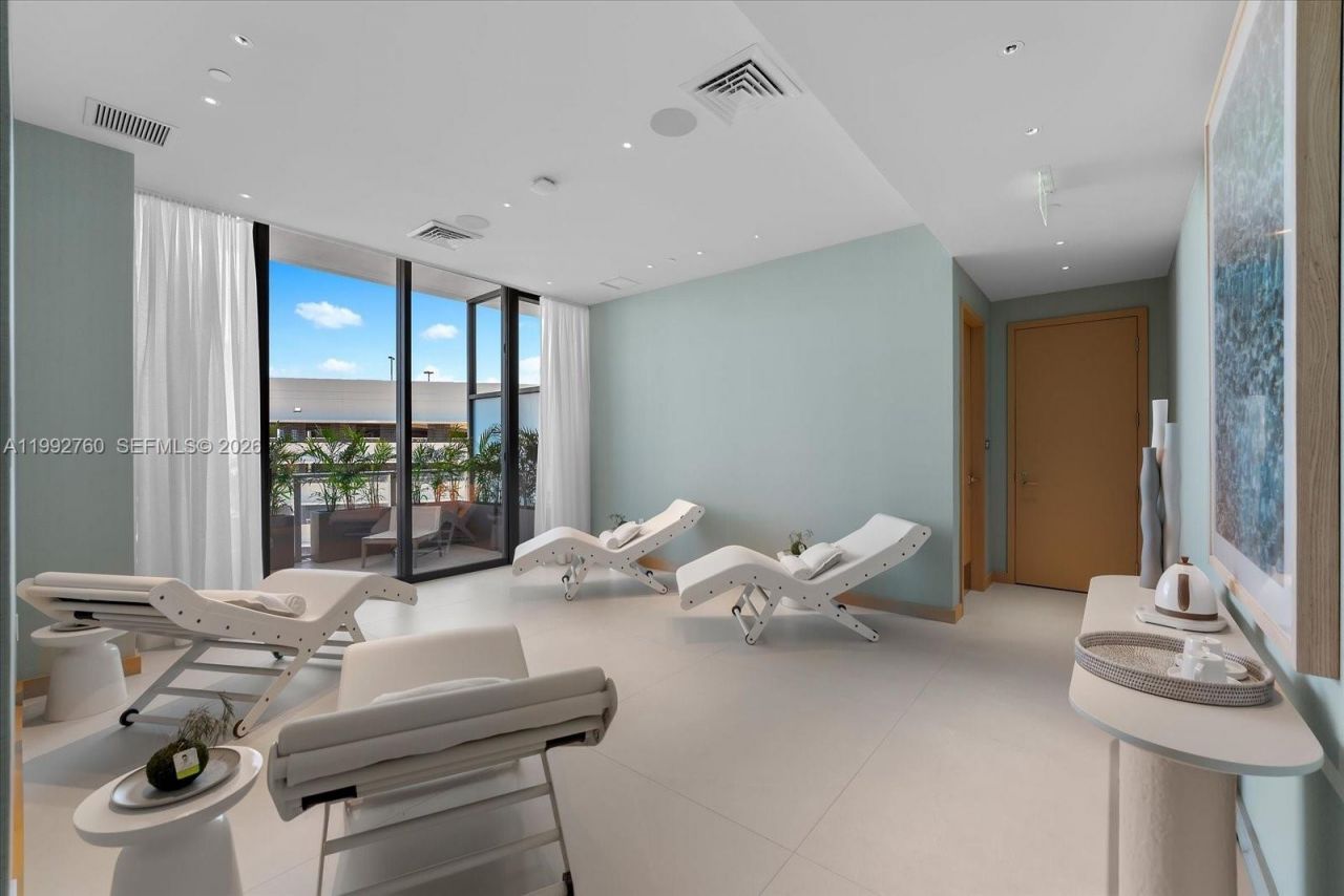 500 Alton Rd, Unit 2205, Miami Beach, FL 33139 Photo