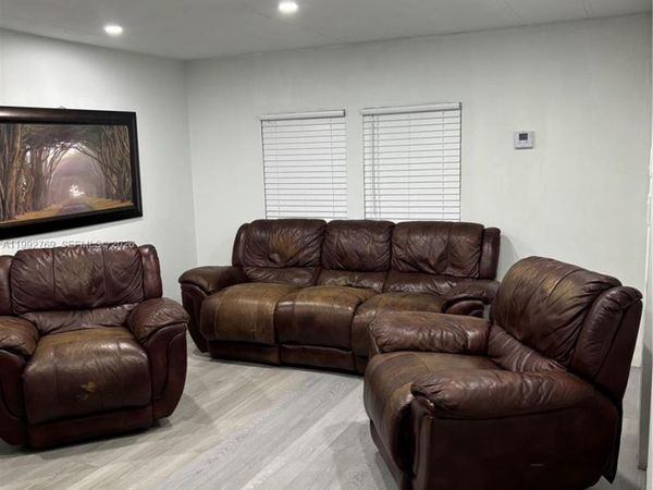 12888 SW 17th st , Unincorporated Dade County, FL 33175