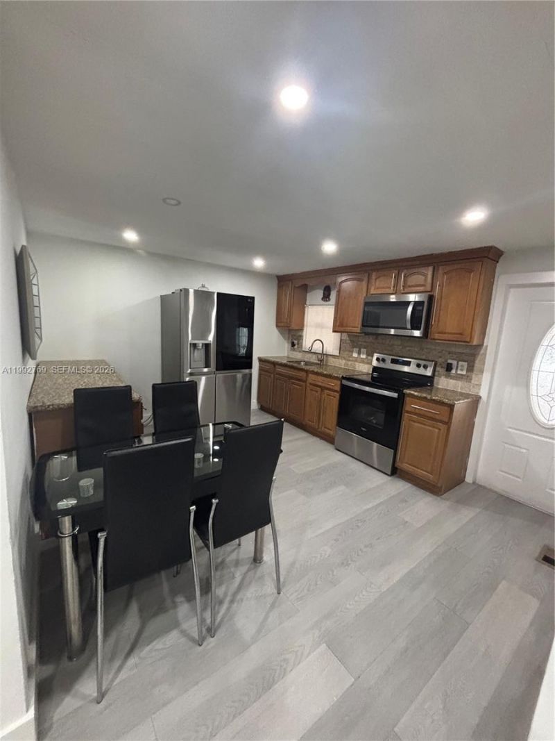 12888 SW 17th St , Unincorporated Dade County, FL 33175 Photo