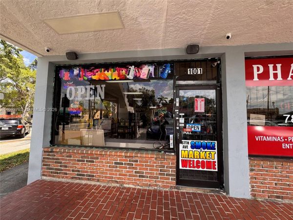 1001 sw 67th av , West Miami, FL 33144