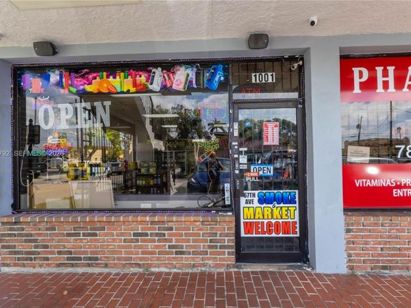 1001 sw 67th av , West Miami, FL 33144