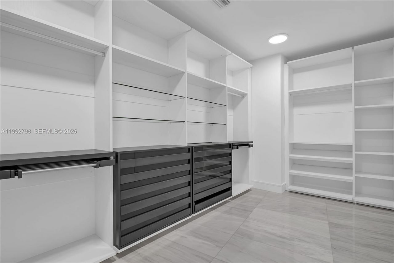 3300 NE 188th St, Unit 615, Aventura, FL 33180 Photo