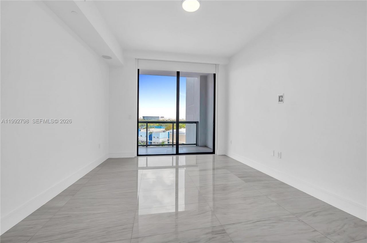 3300 NE 188th St, Unit 615, Aventura, FL 33180 Photo
