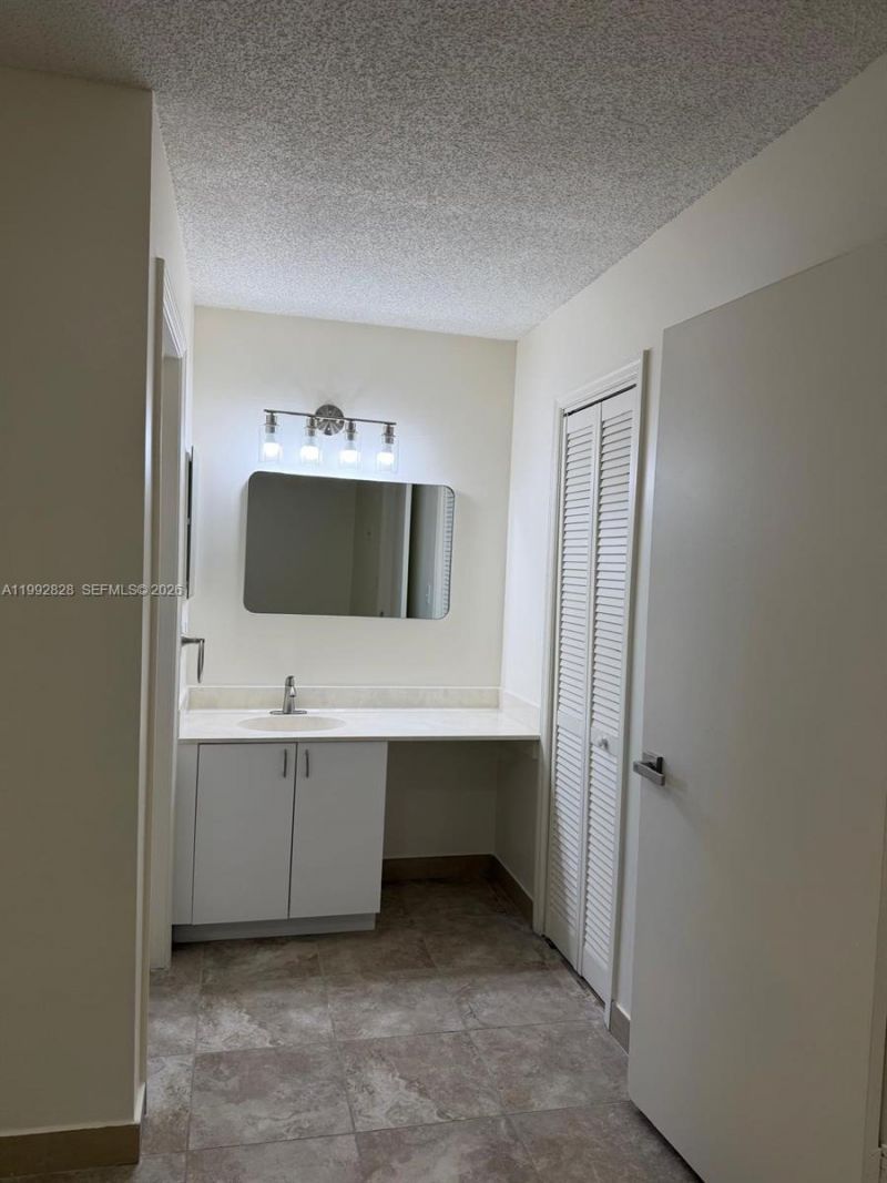 14907 SW 80th St, Unit 205, Miami, FL 33193 Photo