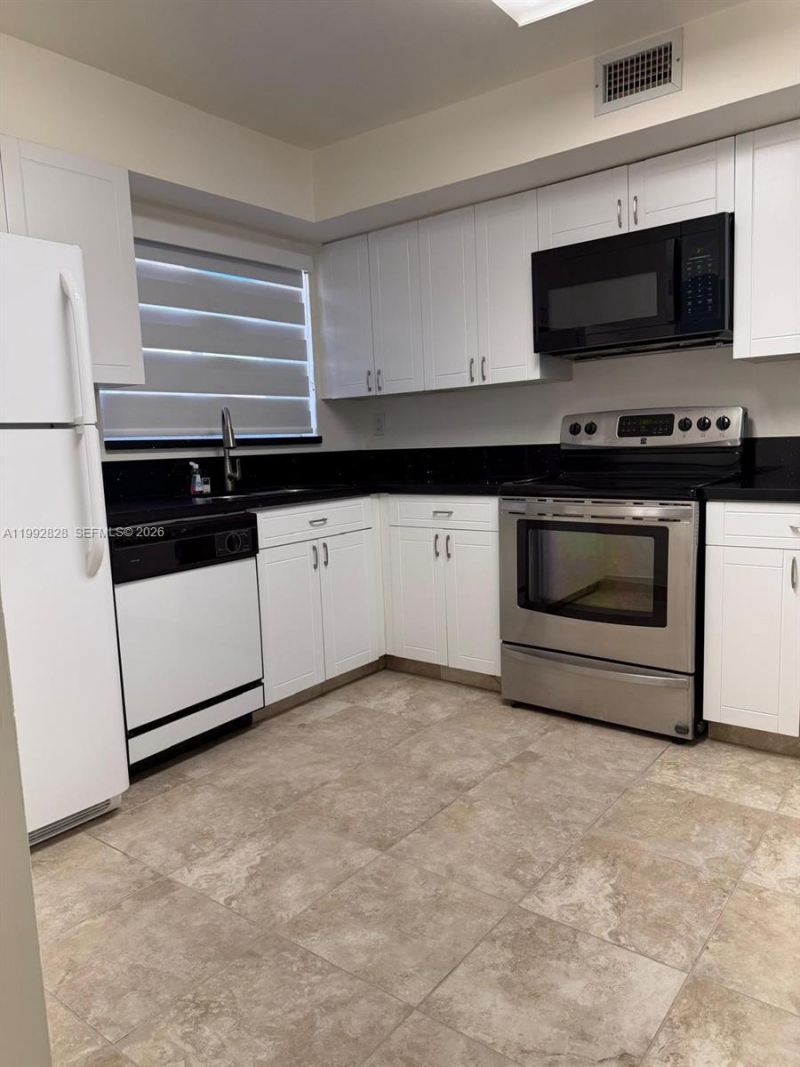 14907 SW 80th St, Unit 205, Miami, FL 33193 Photo