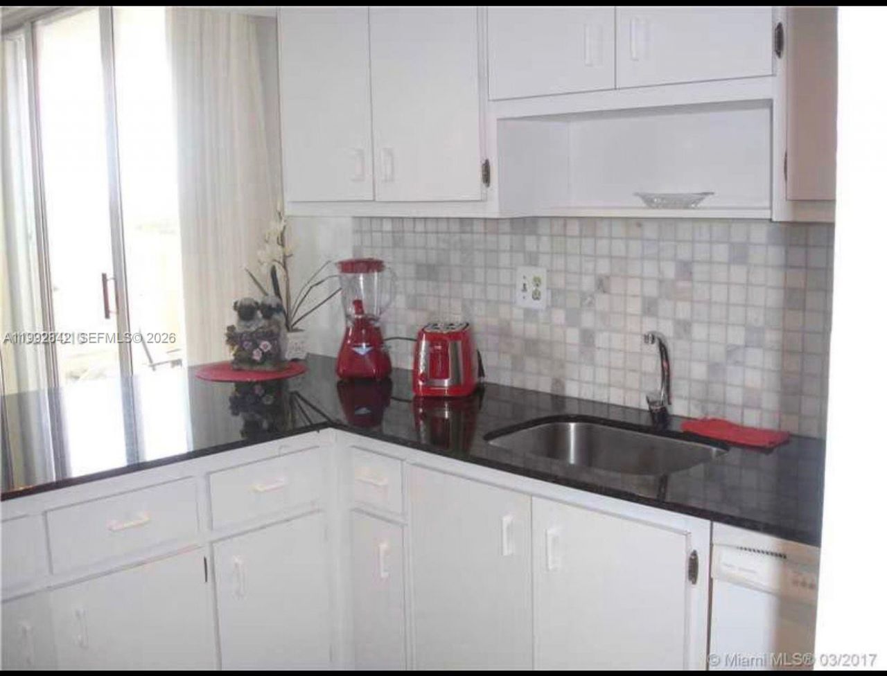 11111 Biscayne Blvd, Unit 7E, Miami, FL 33181 Photo