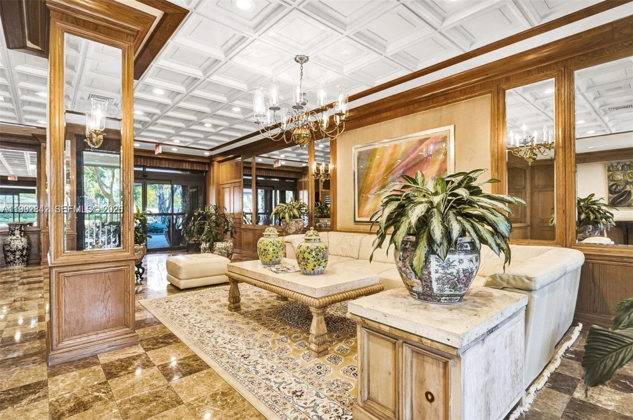 11111 Biscayne Blvd, Unit 7E, Miami, FL 33181 Photo