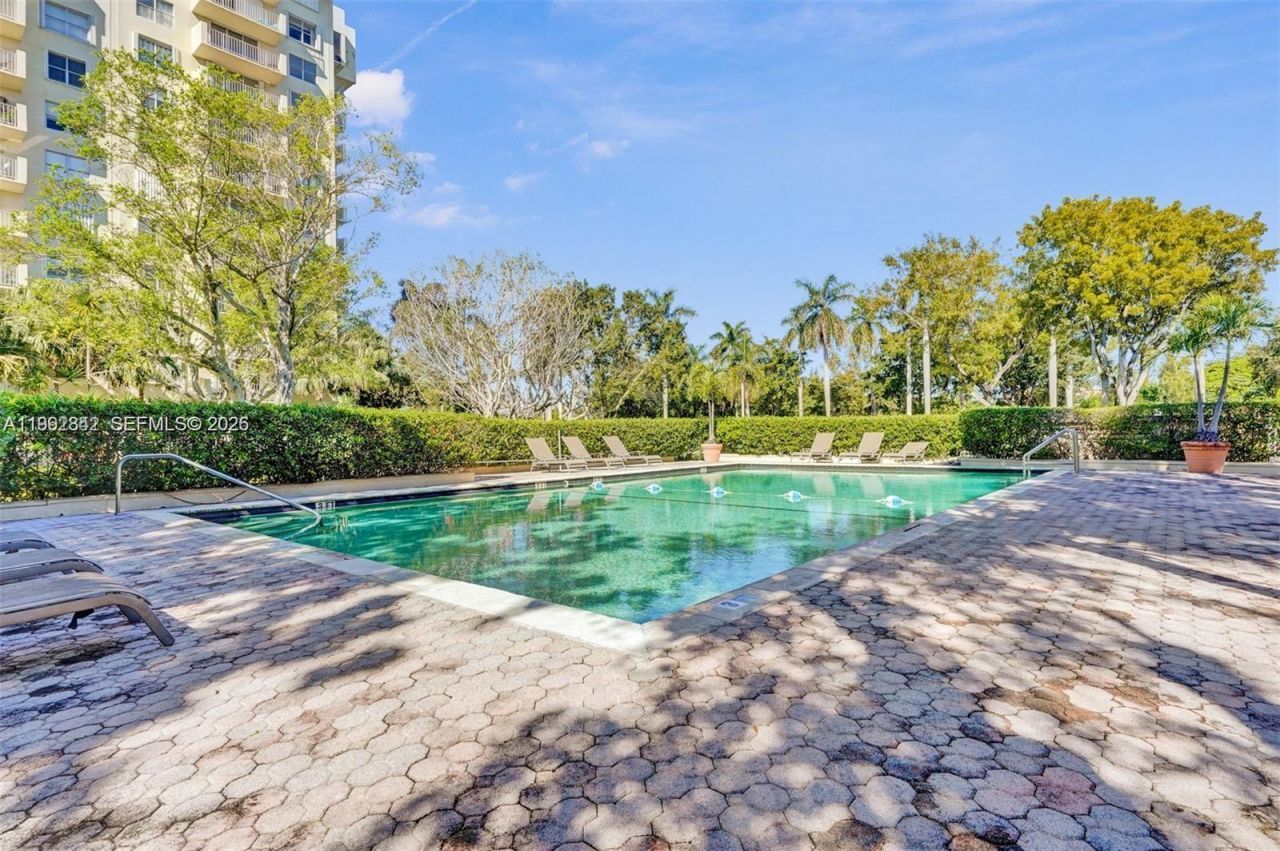 11111 Biscayne Blvd, Unit 7E, Miami, FL 33181 Photo