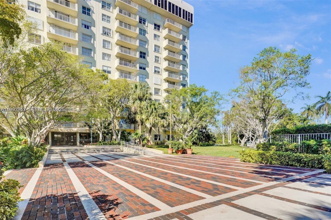 11111 Biscayne Blvd, Unit 7E, Miami, FL 33181 Photo