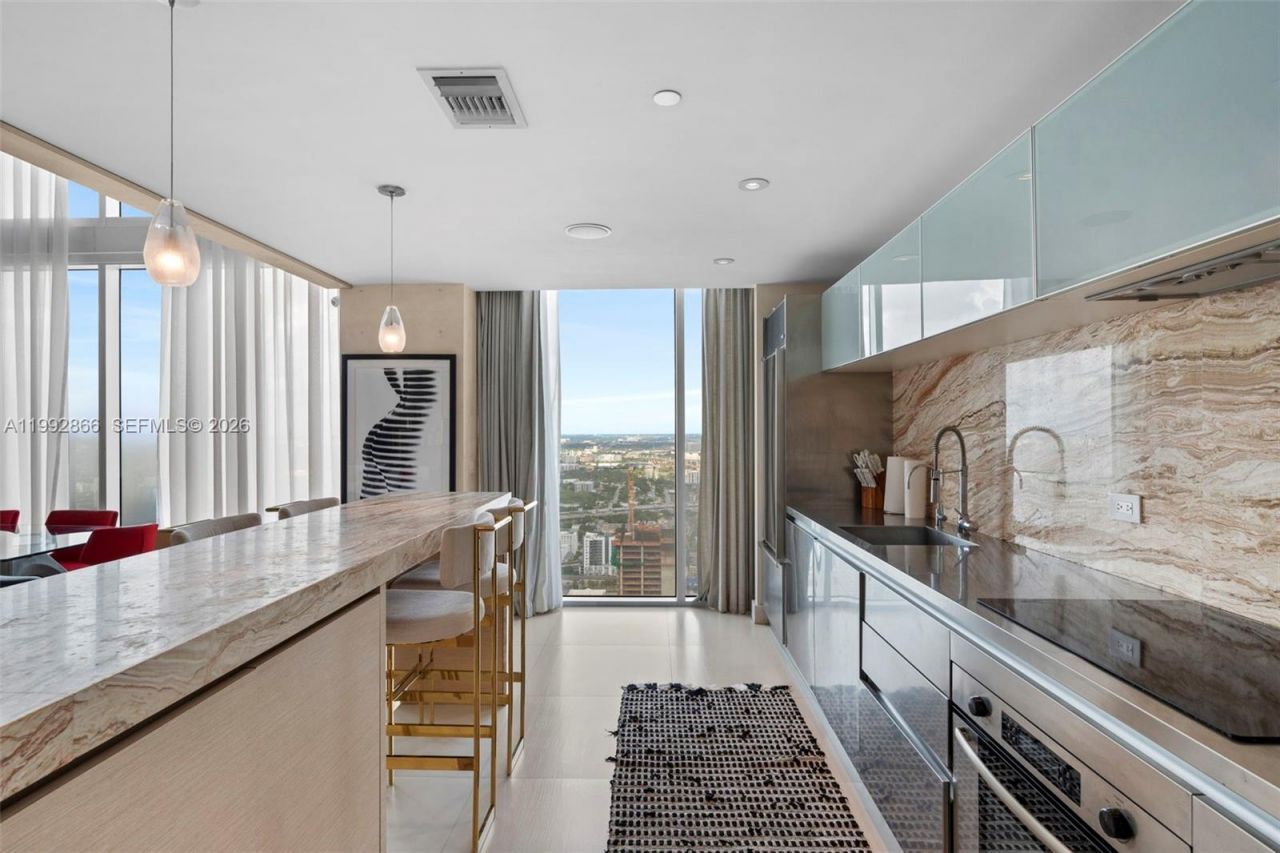 1040 Biscayne Blvd , Unit PH-4607, Miami, FL 33132 Photo