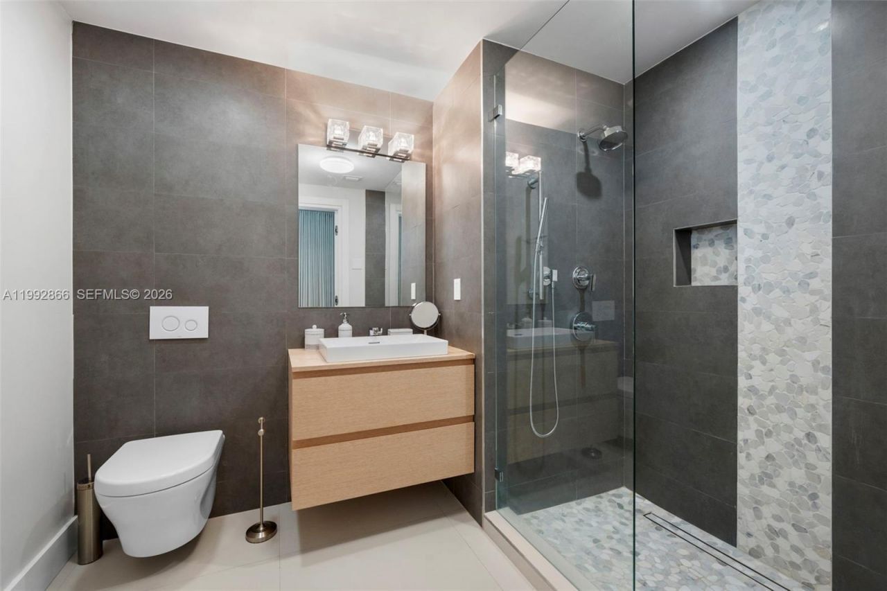 1040 Biscayne Blvd , Unit PH-4607, Miami, FL 33132 Photo