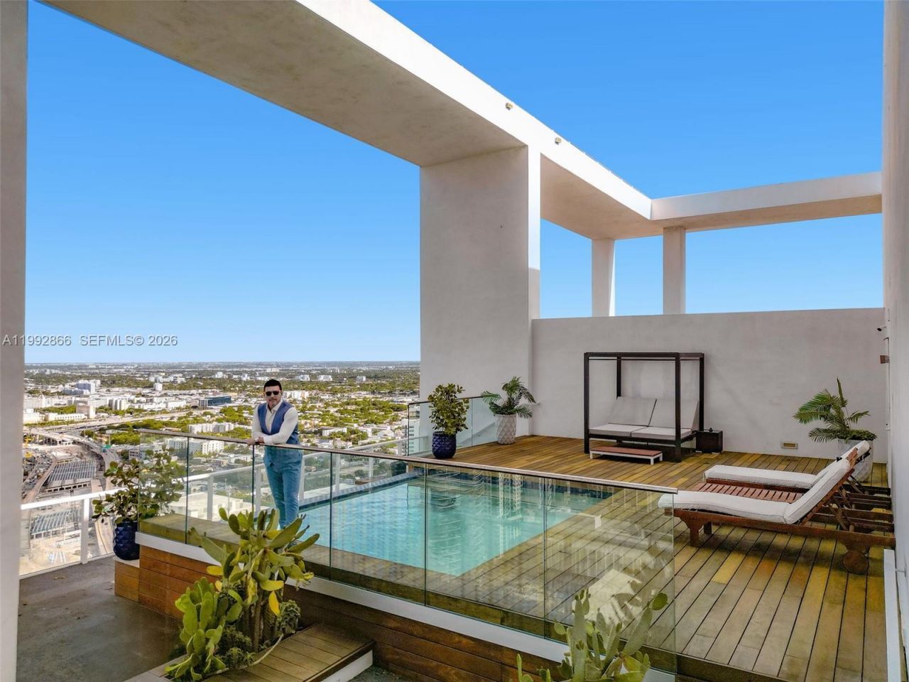 1040 Biscayne Blvd , Unit PH-4607, Miami, FL 33132 Photo