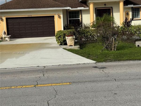 2272 SW Cameo Blvd, Port St. Lucie, FL 34953