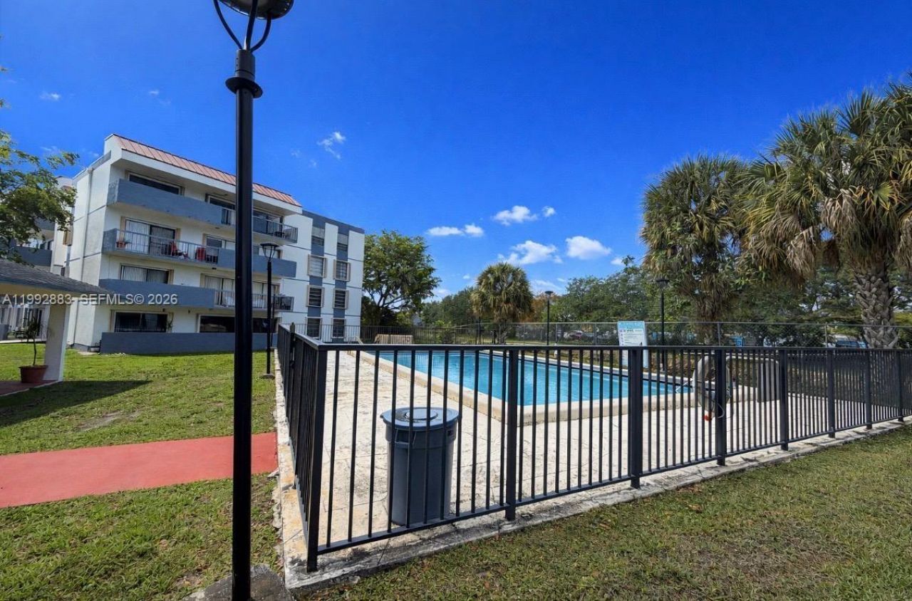 5800 SW 127 Ave , Unit 2120, Miami, FL 33183 Photo