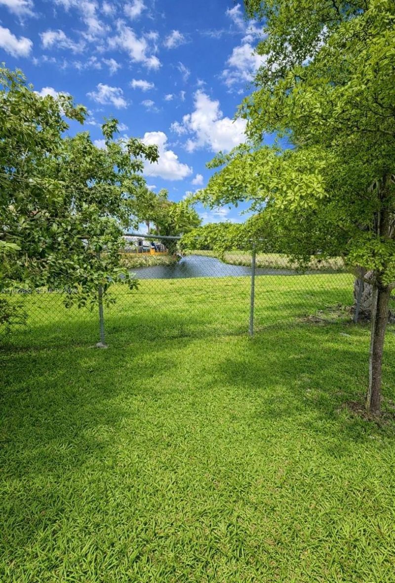 5800 SW 127 Ave, Unit 2120, Miami, FL 33183 Photo